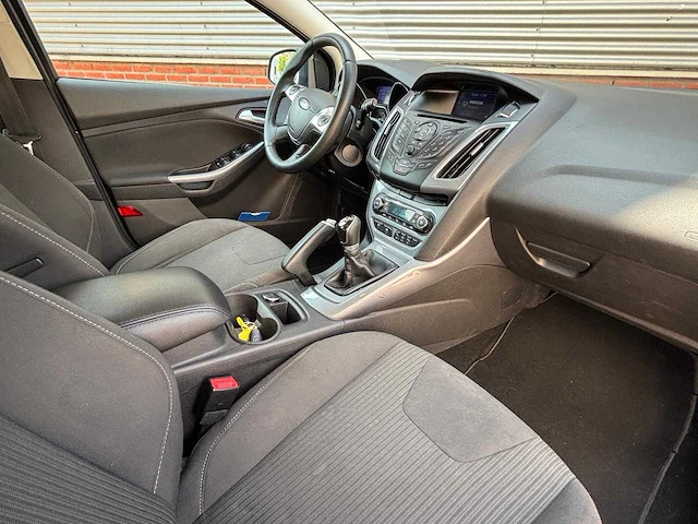Ford focus 1.0 ecoboost titanium, 53-zsx-1 - afbeelding 4 van  23