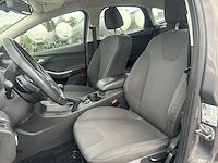 Ford focus 1.0 ecoboost titanium car 2013 | 06-ztf-6 - afbeelding 2 van  26