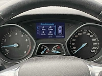 Ford focus 1.0 ecoboost titanium car 2013 | 06-ztf-6 - afbeelding 4 van  26