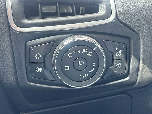 Ford focus 1.0 ecoboost titanium car 2013 | 06-ztf-6 - afbeelding 7 van  26
