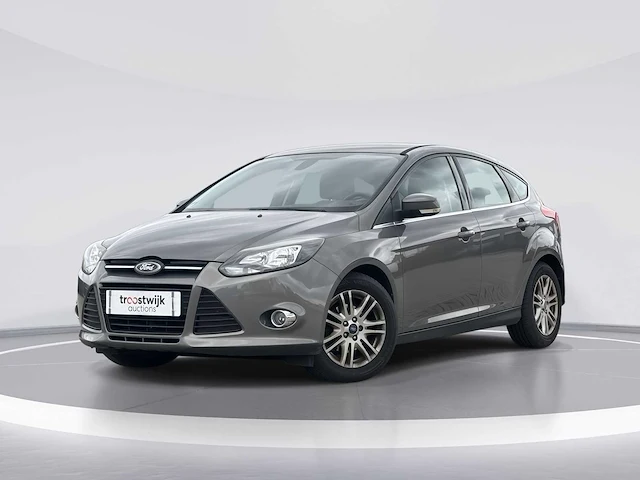 Ford focus 1.0 ecoboost titanium car 2013 | 06-ztf-6 - afbeelding 1 van  26
