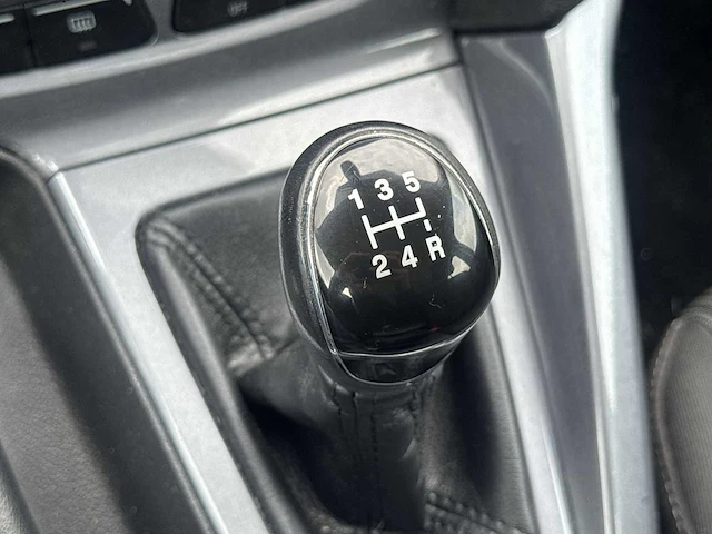 Ford focus 1.0 ecoboost titanium car 2013 | 06-ztf-6 - afbeelding 14 van  26