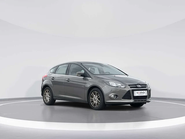 Ford focus 1.0 ecoboost titanium car 2013 | 06-ztf-6 - afbeelding 12 van  26