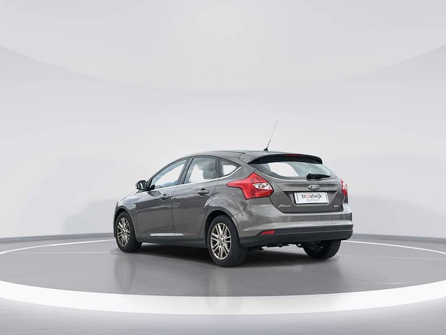 Ford focus 1.0 ecoboost titanium car 2013 | 06-ztf-6 - afbeelding 23 van  26