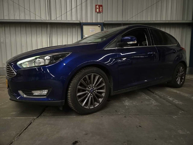 Ford focus 1.0 titanium , t-650-pr - afbeelding 1 van  17