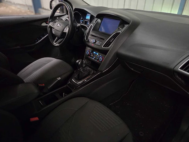 Ford focus 1.0 titanium , t-650-pr - afbeelding 14 van  17