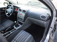 Ford focus 1.6 tdci 2009 - afbeelding 8 van  26
