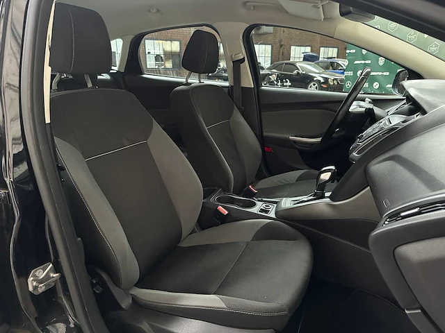 Ford focus 1.6 ti-vct titanium -automaat- 125pk 2013, hz-292-h - afbeelding 31 van  39
