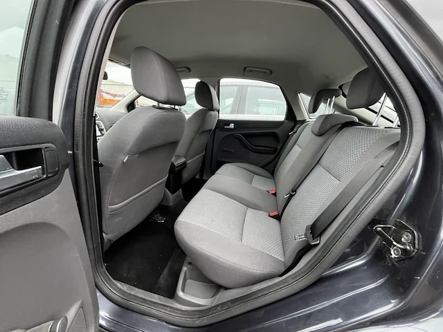 Ford focus 1.6 turbo tdci trend 90,2006 - afbeelding 10 van  34