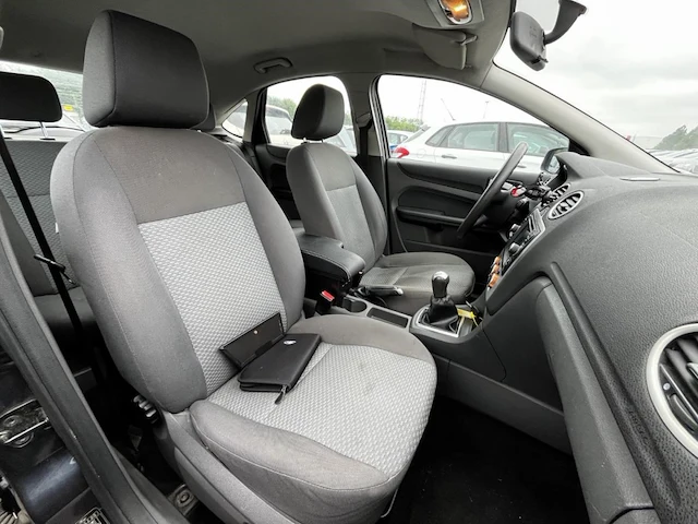 Ford focus 1.6 turbo tdci trend 90,2006 - afbeelding 16 van  34