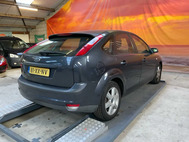 Ford focus 2007 benzine - afbeelding 3 van  42