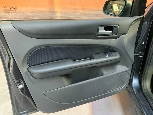 Ford focus 2007 benzine - afbeelding 11 van  42