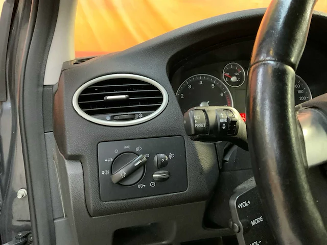 Ford focus 2007 benzine - afbeelding 16 van  42