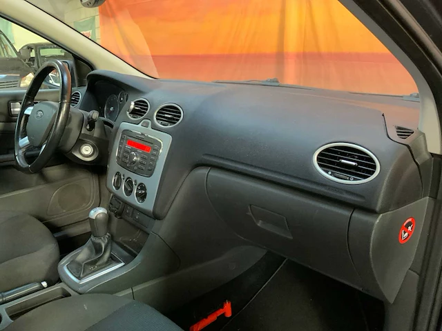 Ford focus 2007 benzine - afbeelding 29 van  42