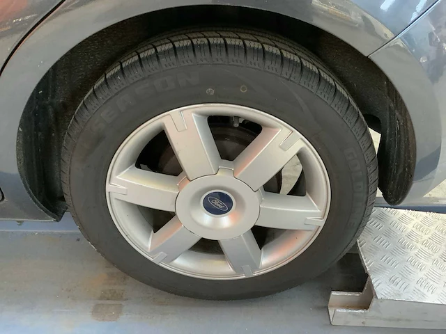 Ford focus 2007 benzine - afbeelding 37 van  42