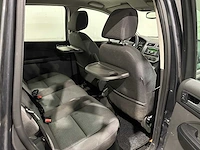 Ford focus c-max 1.6-16v futura 64-tr-jr - afbeelding 4 van  19