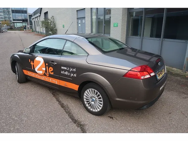 Ford focus coupé cabriolet -2.0 tdci titanium, 04-hxv-3 - afbeelding 9 van  18