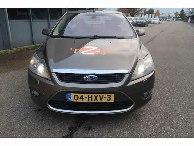 Ford focus coupé cabriolet -2.0 tdci titanium, 04-hxv-3 - afbeelding 10 van  18