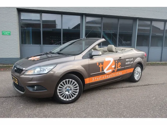 Ford focus coupé cabriolet -2.0 tdci titanium, 04-hxv-3 - afbeelding 1 van  18