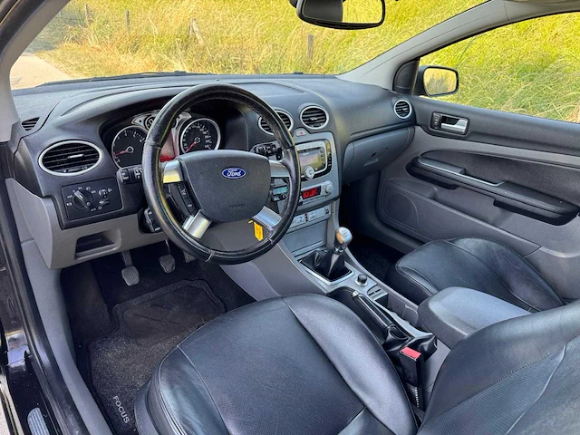 Ford focus coupé-cabriolet 2.0 titanium leder 07-gfz-1 - afbeelding 6 van  32