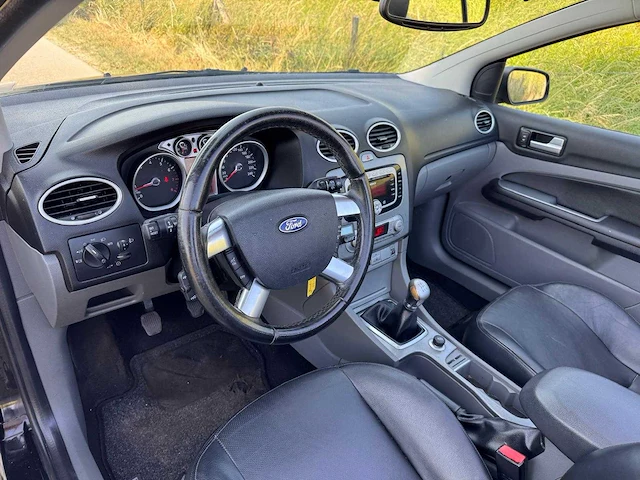 Ford focus coupé-cabriolet 2.0 titanium leder 07-gfz-1 - afbeelding 17 van  32