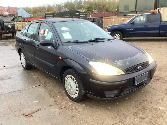 Ford focus sedan personenauto - afbeelding 2 van  14