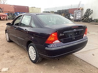 Ford focus sedan personenauto - afbeelding 4 van  14