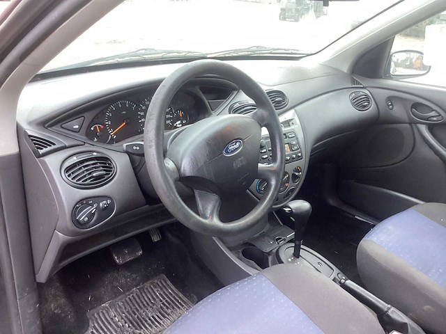 Ford focus sedan personenauto - afbeelding 6 van  14