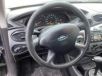 Ford focus sedan personenauto - afbeelding 7 van  14