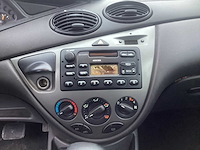 Ford focus sedan personenauto - afbeelding 8 van  14