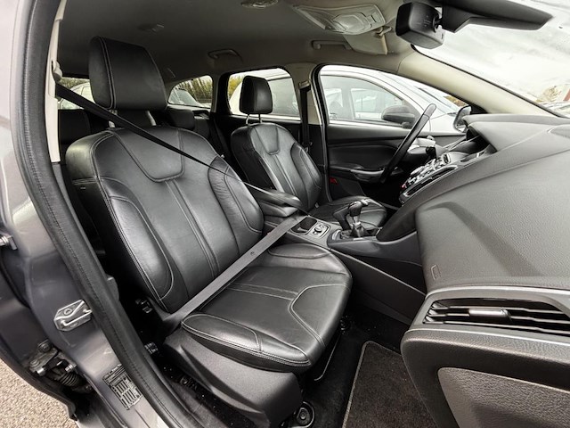 Ford focus sw 1.6 ecoboost econetic tech. titanium, 2014 - afbeelding 17 van  26