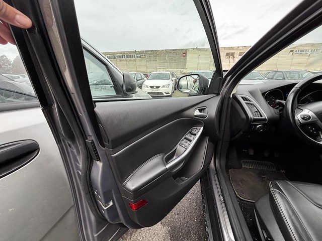 Ford focus sw 1.6 ecoboost econetic tech. titanium, 2014 - afbeelding 24 van  26