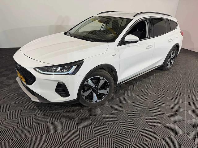 Ford focus wagon 1.0 ebh titanium, r-525-fd - afbeelding 1 van  12