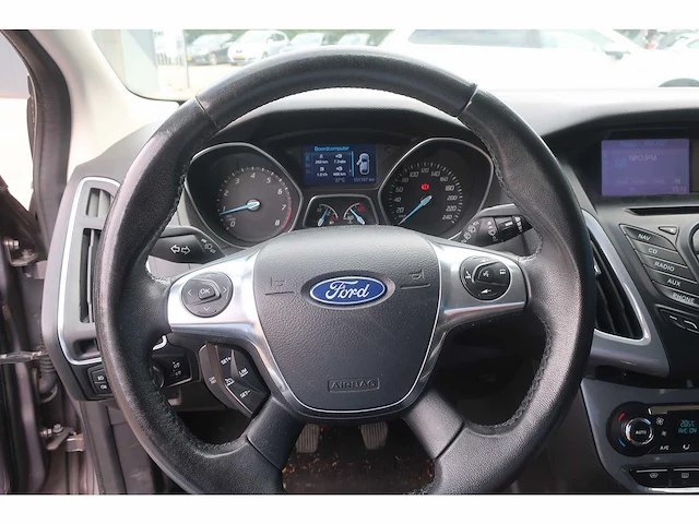 Ford focus wagon 1.0 ecob. titanium, 7-sfn-42 - afbeelding 7 van  19