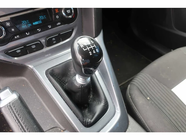 Ford focus wagon 1.0 ecob. titanium, 7-sfn-42 - afbeelding 18 van  19