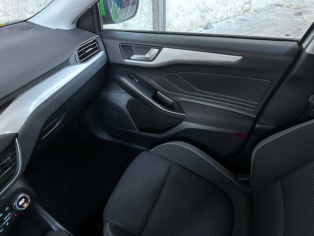Ford focus wagon 1.0 ecob. tr ed. bns 101pk 2019, g-320-kv - afbeelding 22 van  48