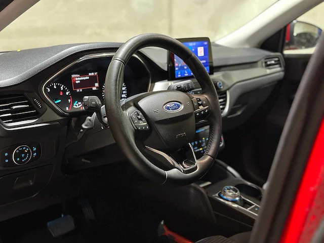 Ford focus wagon 1.0 ecoboost titanium business 125pk 2020, h-371-dn - afbeelding 11 van  45