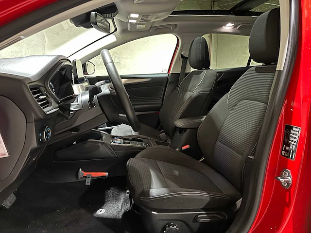Ford focus wagon 1.0 ecoboost titanium business 125pk 2020, h-371-dn - afbeelding 29 van  45