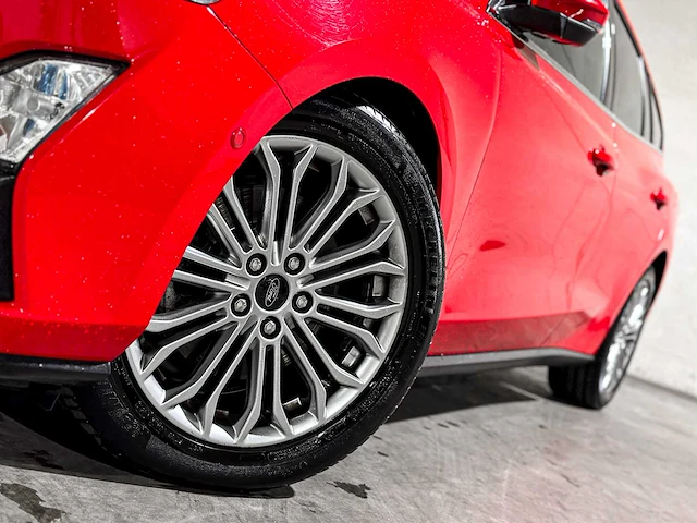 Ford focus wagon 1.0 ecoboost titanium business 125pk 2020, h-371-dn - afbeelding 34 van  45