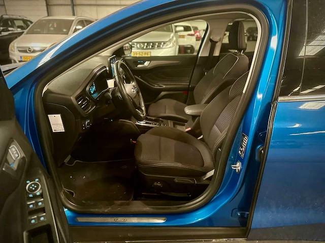 Ford focus wagon 1.0 ecoboost titanium business; zg-874-b - afbeelding 13 van  17