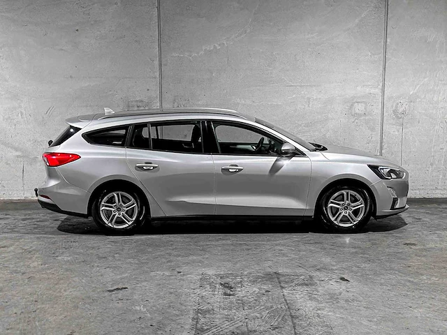 Ford focus wagon 1.0 ecoboost trend edition business 101pk 2019, zl-493-g - afbeelding 2 van  51