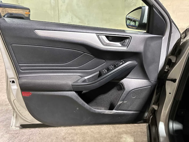 Ford focus wagon 1.0 ecoboost trend edition business 101pk 2019, zl-493-g - afbeelding 29 van  51