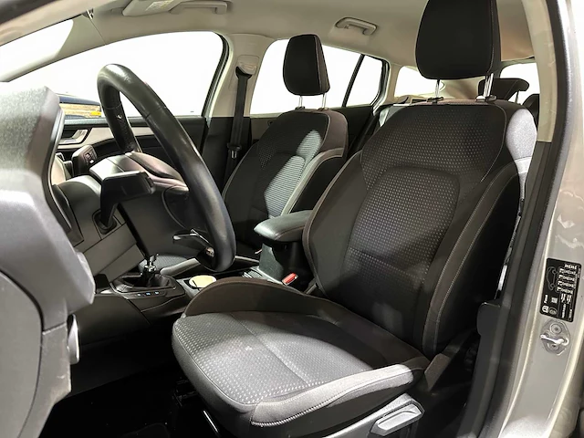 Ford focus wagon 1.0 ecoboost trend edition business 101pk 2019, zl-507-g - afbeelding 36 van  47