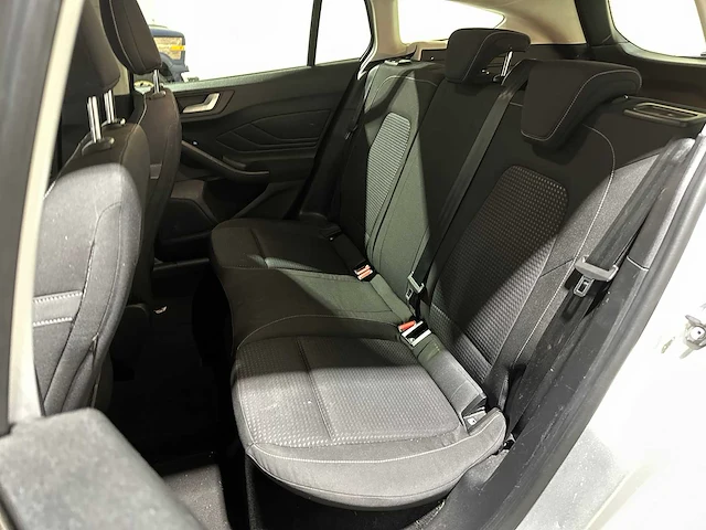 Ford focus wagon 1.0 ecoboost trend edition business 101pk 2019, zl-507-g - afbeelding 38 van  47