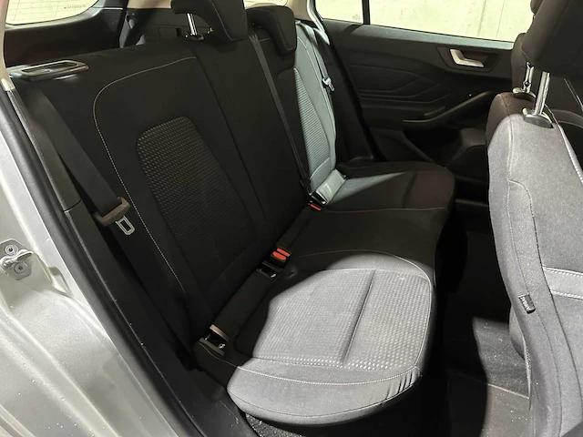 Ford focus wagon 1.0 ecoboost trend edition business 101pk 2019, zl-507-g - afbeelding 40 van  47