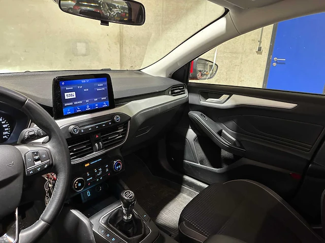 Ford focus wagon 1.0 ecoboost trend edition business 125pk 2020, h-718-jk - afbeelding 14 van  45