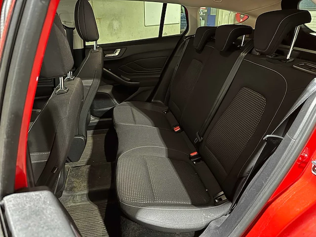 Ford focus wagon 1.0 ecoboost trend edition business 125pk 2020, h-718-jk - afbeelding 30 van  45