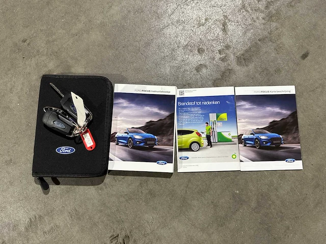 Ford focus wagon 1.0 ecoboost trend edition business 125pk 2020, h-718-jk - afbeelding 39 van  45