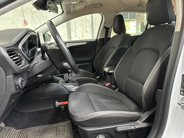 Ford focus wagon 1.0 ecoboost trend edition business 2019 (org-nl & eerste eigenaar), g-954-kj - afbeelding 25 van  40
