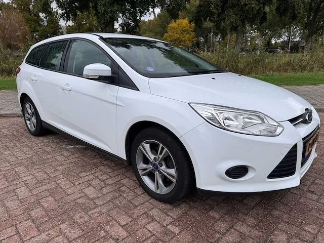 Ford focus wagon 1.0 ecoboost trend, p-018-bz - afbeelding 9 van  15